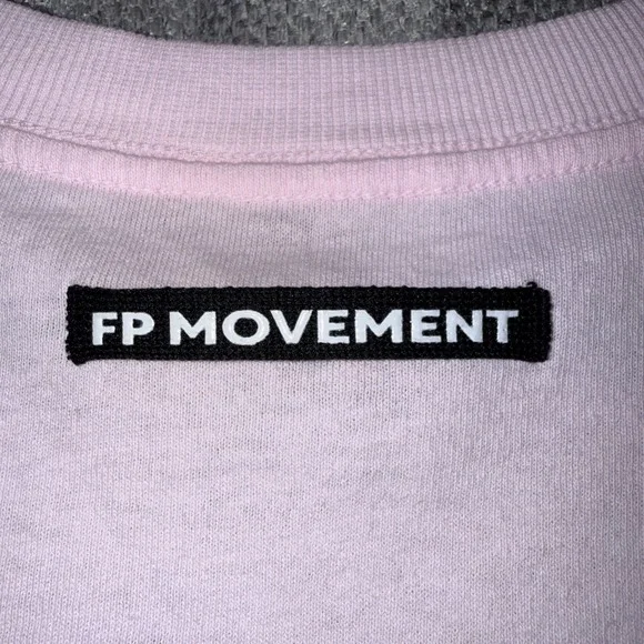 Free People Movement Tackle Tee Women's Size Medium Pink Oversized NWT Logo - Picture 4 of 9